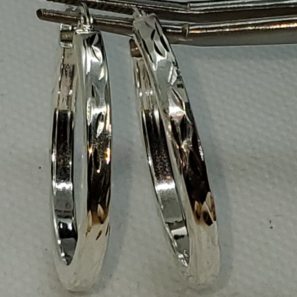 STERLING SILVER DIAMOND CUT HOOP EARRINGS